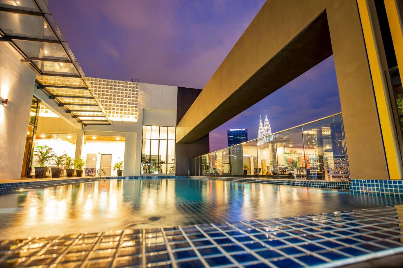 Santa Grand Signature Hotel 4*